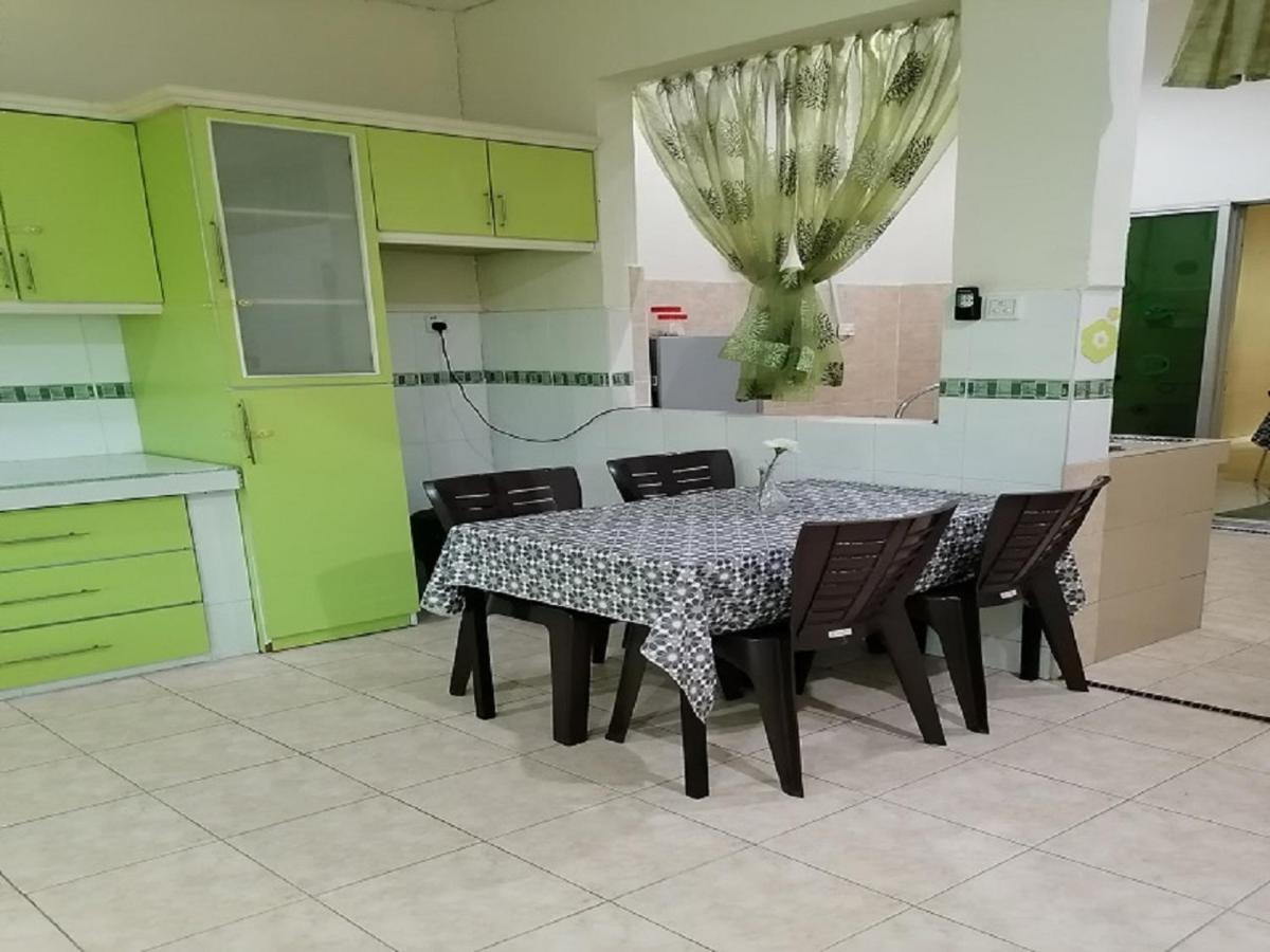Bukit Baru Homestay Malacca Luaran gambar